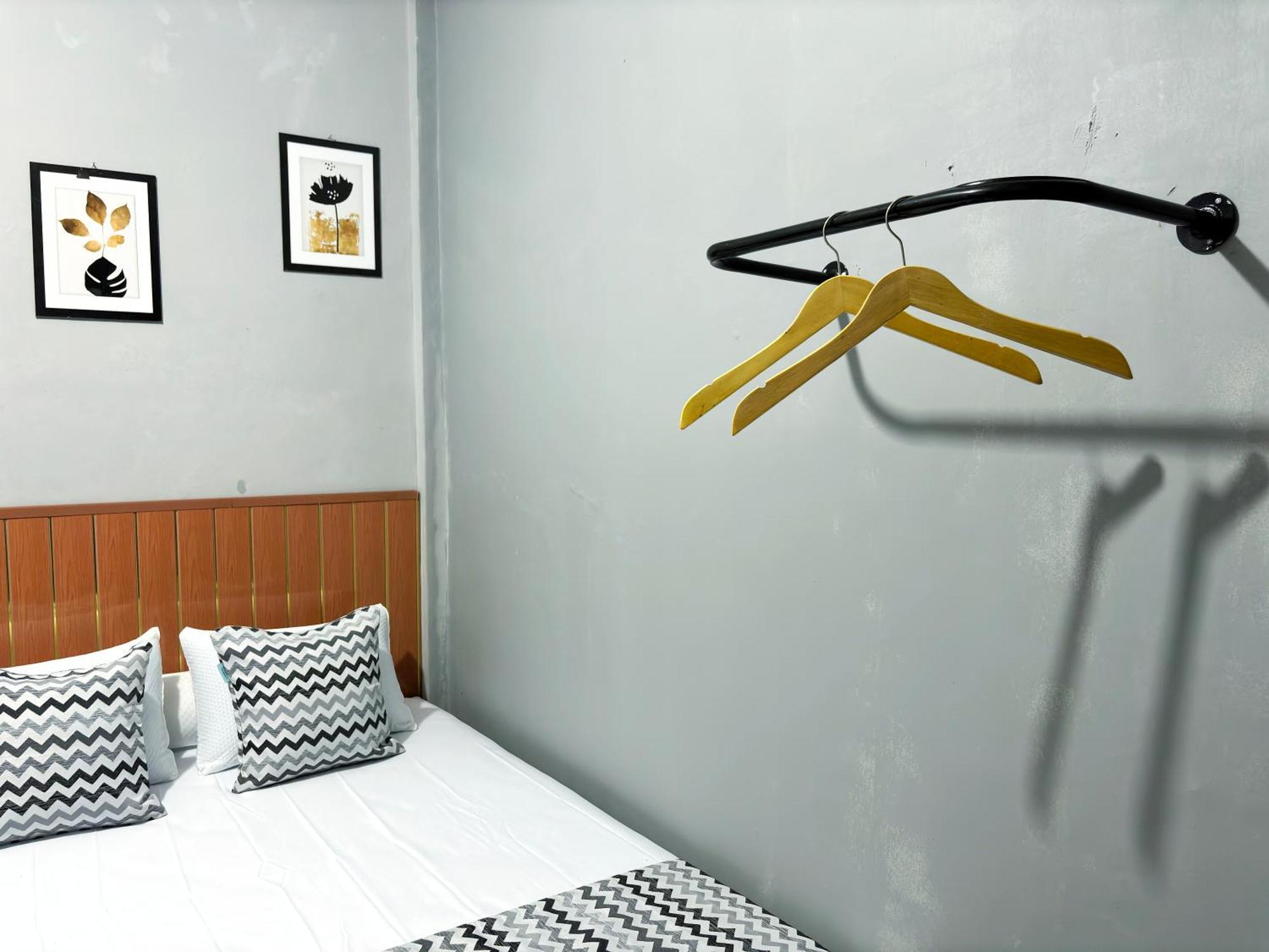 Jogja Day Inn ジョグジャカルタ エクステリア 写真