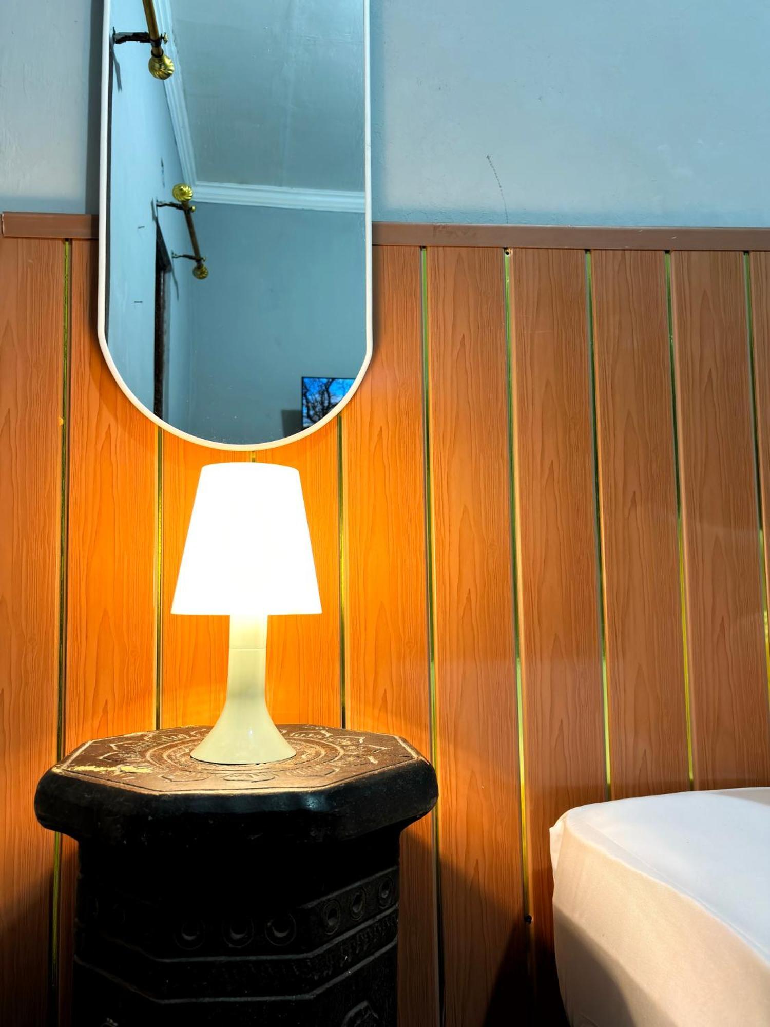 Jogja Day Inn ジョグジャカルタ エクステリア 写真