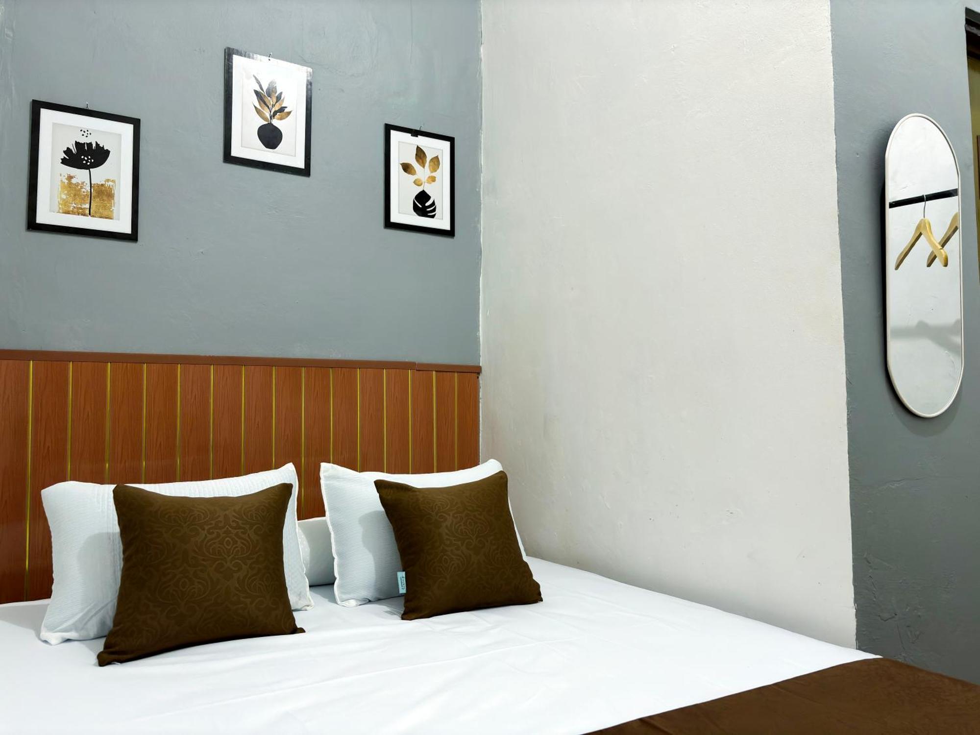Jogja Day Inn ジョグジャカルタ エクステリア 写真