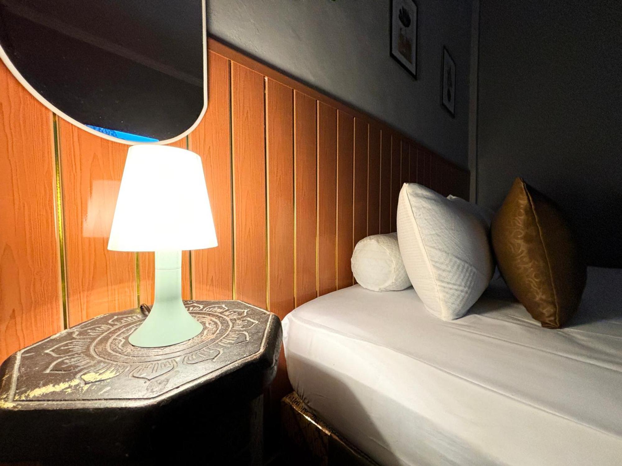 Jogja Day Inn ジョグジャカルタ エクステリア 写真