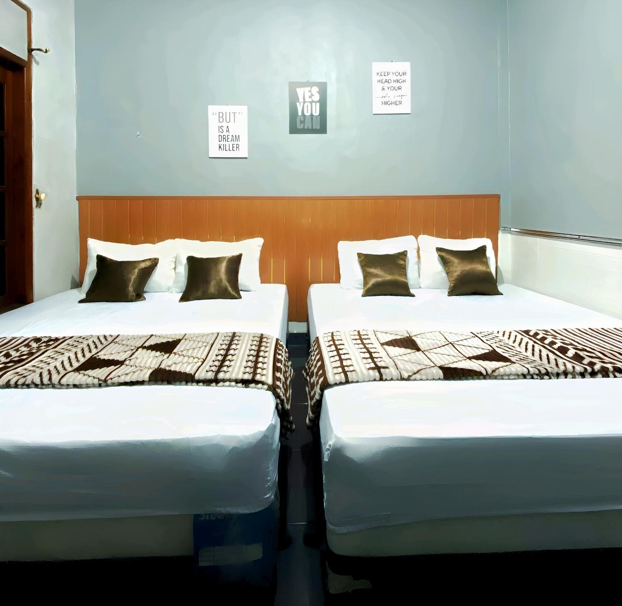 Jogja Day Inn ジョグジャカルタ エクステリア 写真